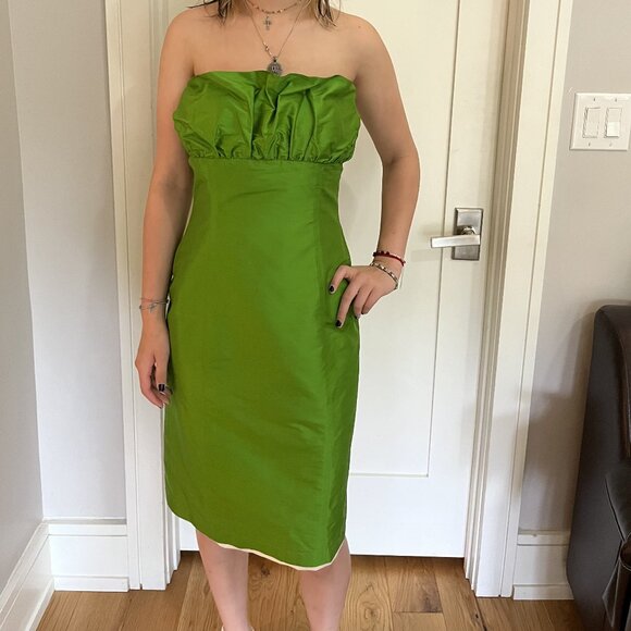 Pam Chorley - Vintage Fashion Crimes strapless, silk, green dress. Size medium. - Picture 2 of 7